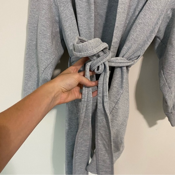 Savage x Fenty Gray Hooded Short Robe size XS/S - Picture 6 of 12